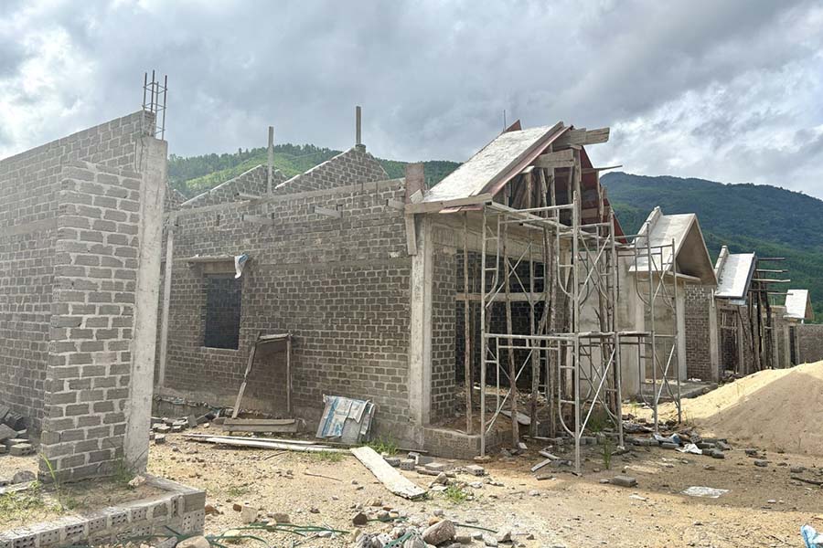 Resettlement houses in Tbung village, Dak Song commune (Gia Lai) are solidly built. Photo: Gia Lai Provincial e-Portal
