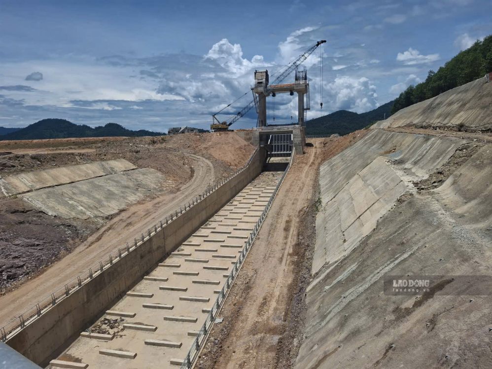 Le projet de modernisation et de réparation du lac Kẻ Gỗ est maintenant presque achevé. Photo: Trần Tuấn