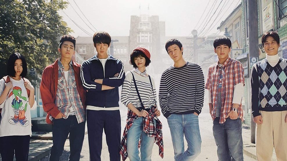 Min Do Hee (far left) and the actors of the movie "Reply 1994". Photo: Netflix