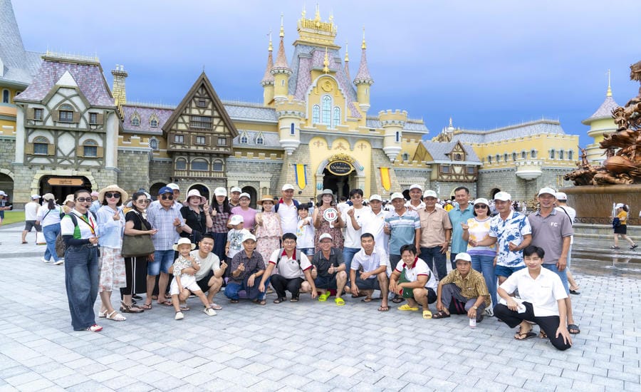 CASUMINA employees playing in Phu Quoc. Photo: Company Trade Union provided