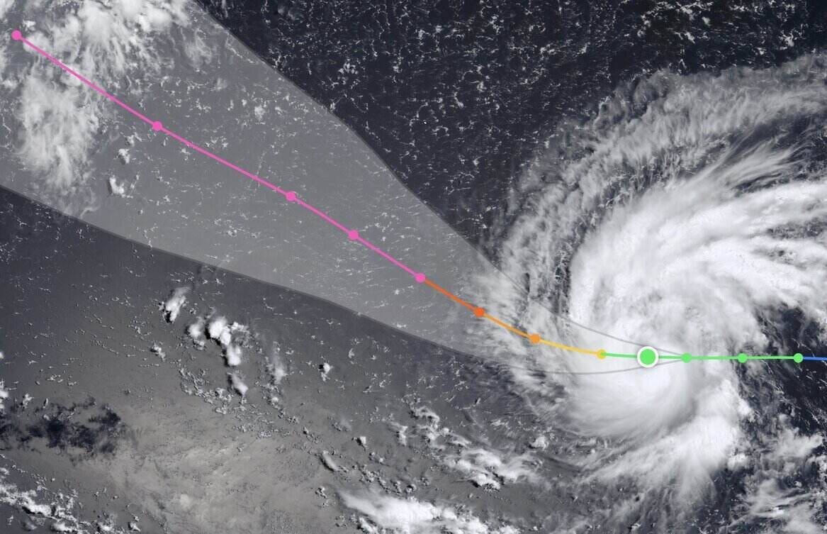 Potential super typhoon Dolphin is about to enter a rapid intensification phase, with the ability to maintain super typhoon intensity (pink) for a very long time. Photo: Zoom Earth