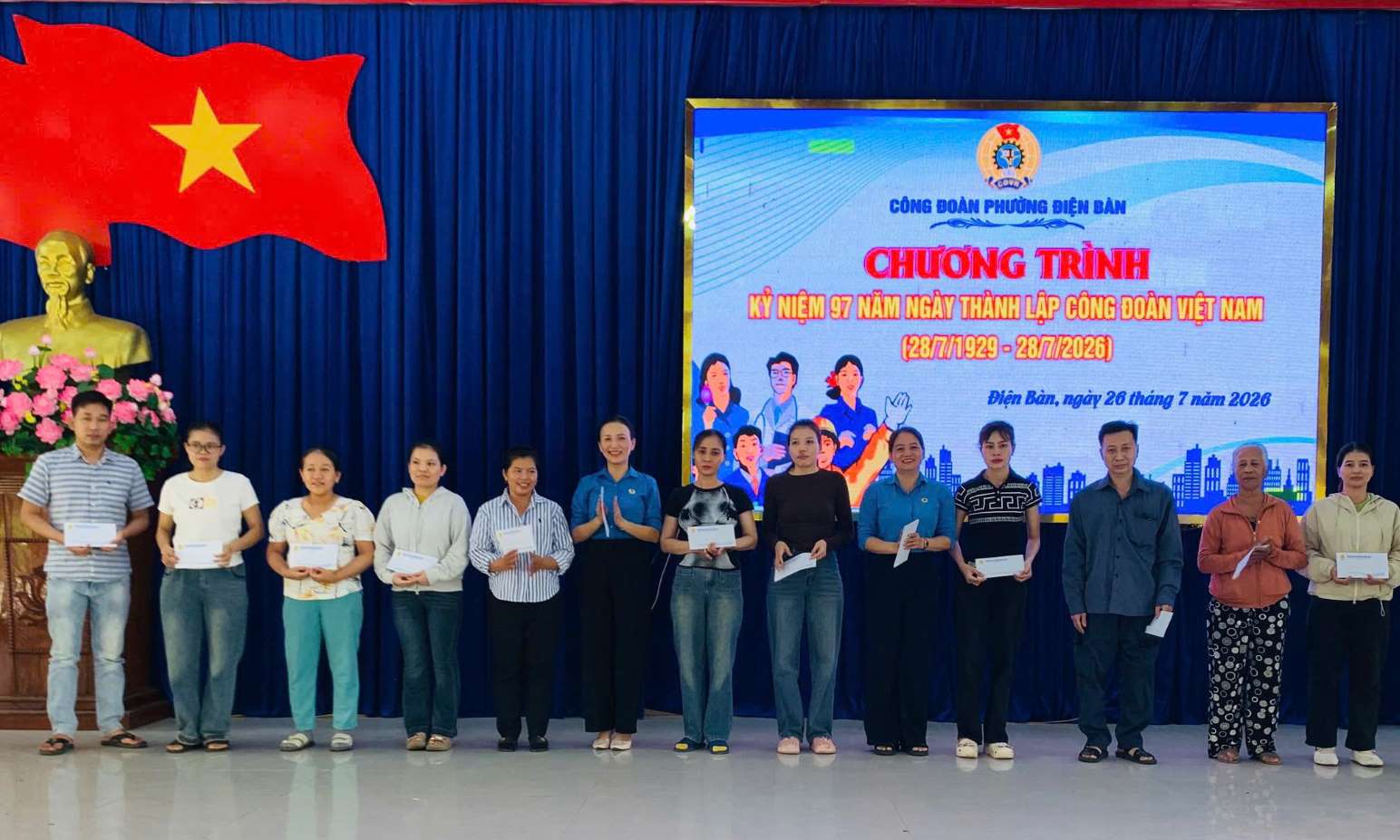 Grassroots trade unions in Da Nang take care of union members and workers with practical activities. Photo: Dien Ban Ward Trade Union
