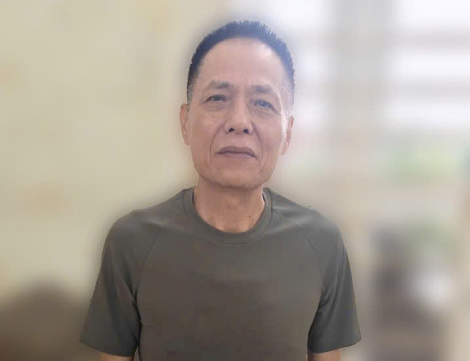 Văn phòng Cơ quan CSĐT Công an TP Hải Phòng ra Quyết định khởi tố bị can và thi hành Lệnh bắt bị can để tạm giam đối với Tạ Tòng Đông (Tạ Viết Đông). Ảnh: Công an Hải Phòng