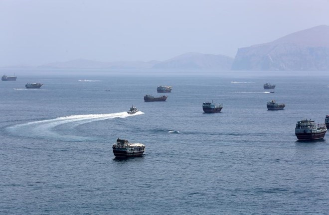 Iran reveals plan to collect fees from Western ships through the Strait of Hormuz