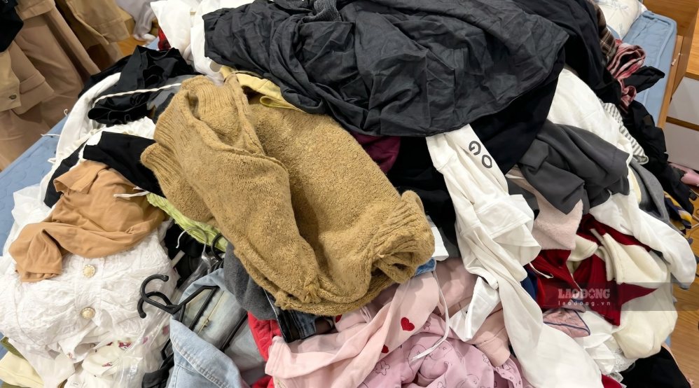古い服を買いだめしすぎることは、主婦の間違いの1つです。写真:ラン・チー