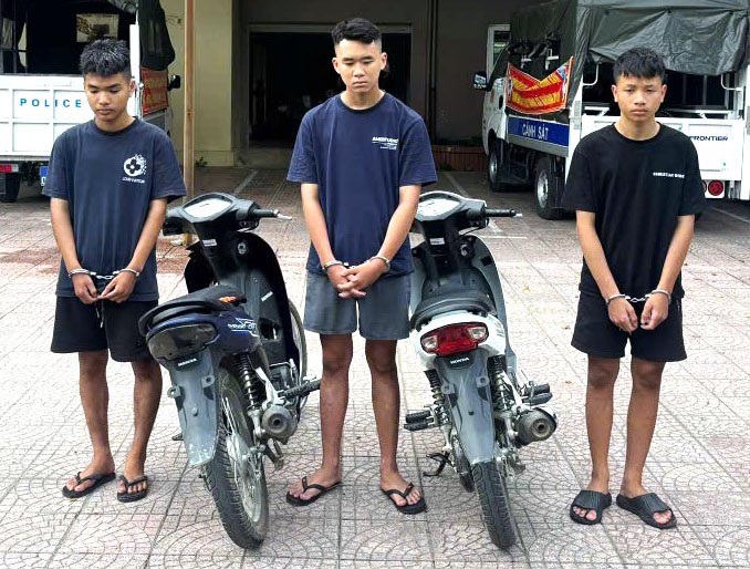 3 motorbike thieves arrested. Photo: Ha Tinh Police