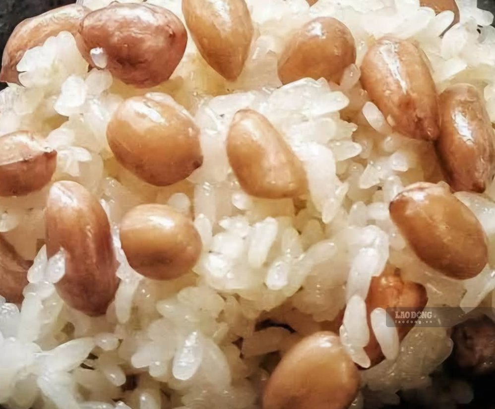 Whether liver health is affected by eating sticky rice regularly is what many people are concerned about. Photo: Kieu Vu