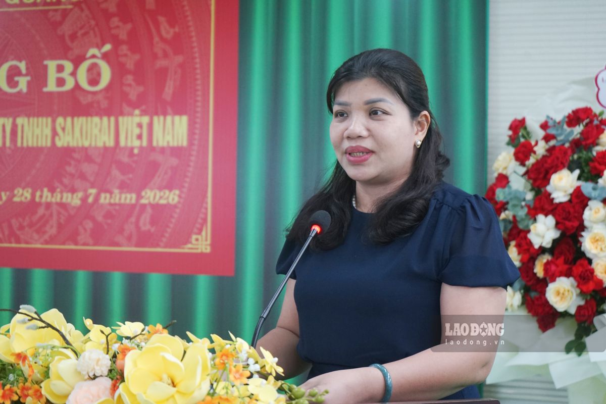 Bà Nguyễn Thị Thu Hà - Phó Bí thư Thường trực Đảng ủy phường Quảng Phú phát biểu tại lễ công bố. Ảnh: Quách Du