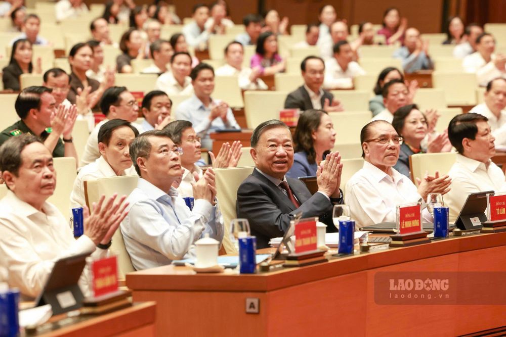 Tổng Bí thư, Chủ tịch nước Tô Lâm và các lãnh đạo, nguyên lãnh đạo Đảng, Nhà nước tại Hội nghị. Ảnh: Hải Nguyễn