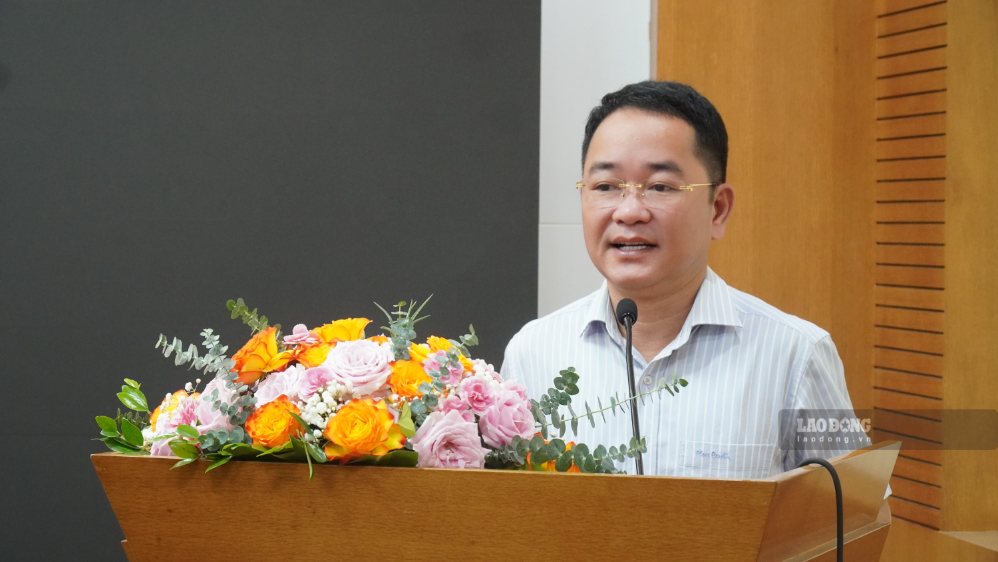 TS Vũ Hoài Nam, Tổng Biên tập Báo Pháp luật Việt Nam phát biểu tại họp báo. Ảnh: Minh Vũ