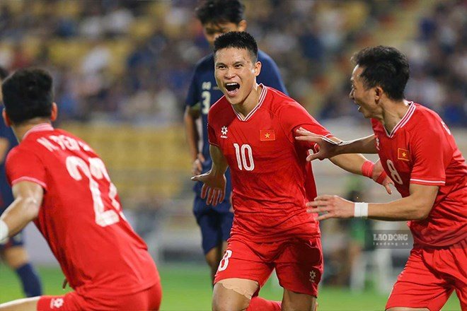 The Vietnam vs Thailand match at the FIFA ASEAN Cup 2026 is becoming the focus of attention of regional football fans. Photo: Thanh Vu