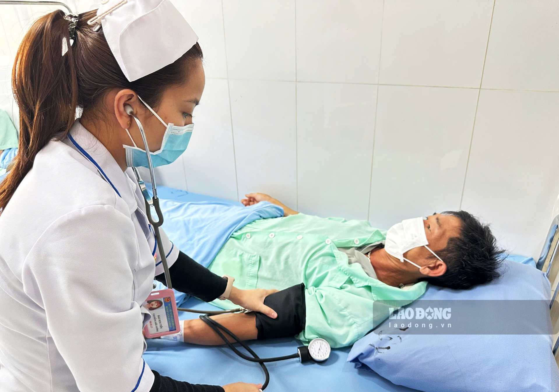 Bộ Y tế yêu cầu khẩn điều tra vụ 84 người nghi ngộ độc sau ăn bánh mì ở Lâm Đồng. Ảnh: Nguyễn Quân