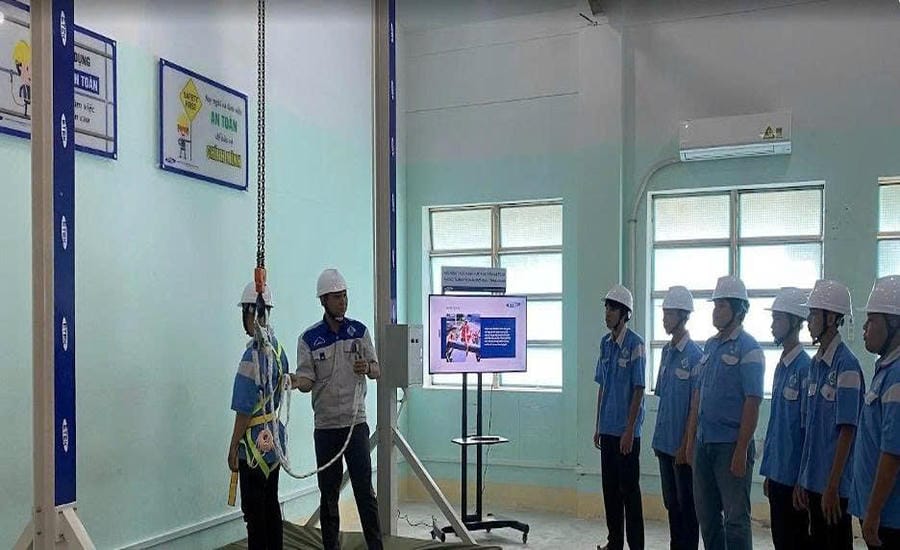 The Trade Union of Can Tho Vocational College focuses on strongly promoting the scientific research and innovation movement at the unit. Photo: Provided by Can Tho Vocational College