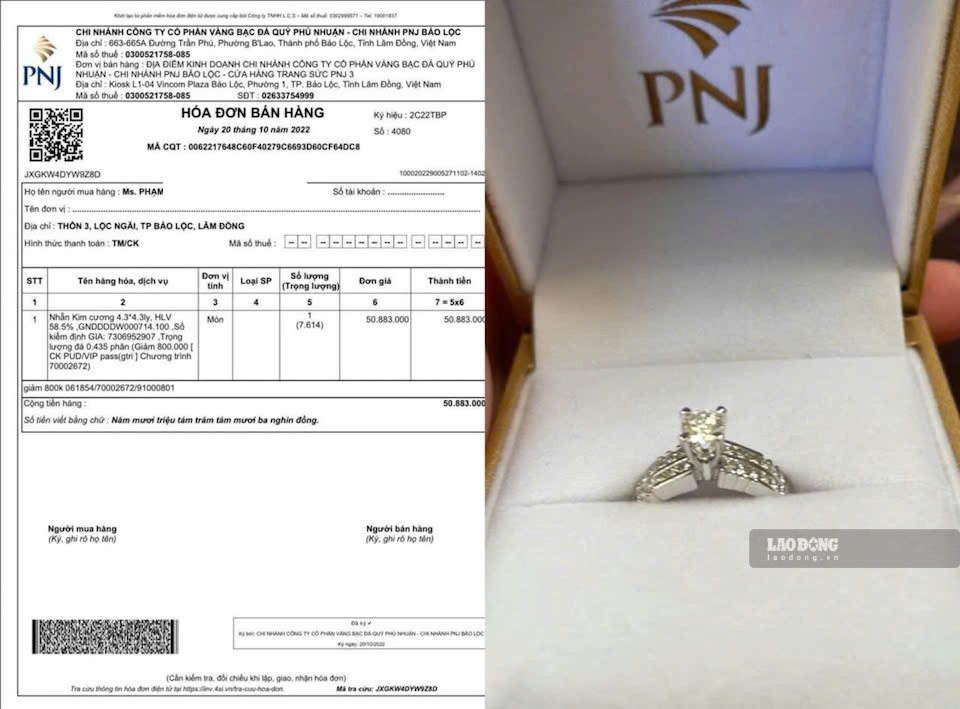 Món trang sức kim cương trị giá 50 triệu đồng của bà P.N.T., theo chính sách của PNJ, nếu bán lại bà sẽ chịu mức khấu trừ 20% giá trị hóa đơn. Ảnh: Hà Nam