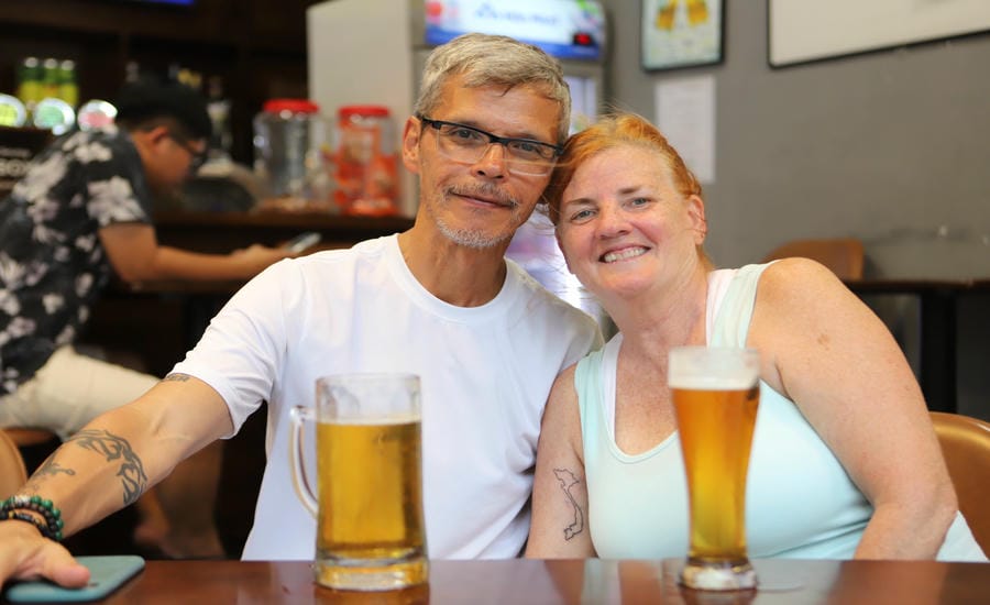 Mr. David and Ms. Sherry happily shared about their 36-year love. Photo: Minh Chinh