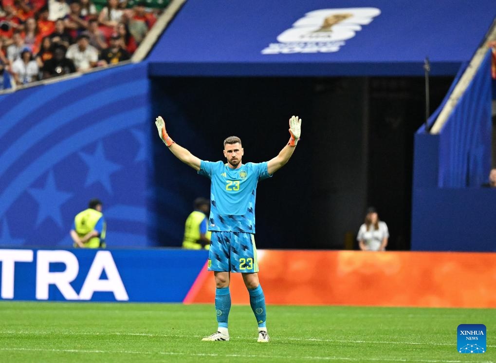 Thủ môn Unai Simon của Tây Ban Nha lập kỷ lục tại World Cup. Ảnh: Xinhua