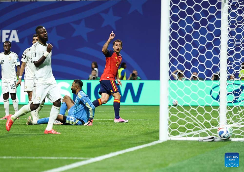Mikel Oyarzabal shines with a double to help Spain reach the round of 16 of the 2026 World Cup. Photo: Xinhua