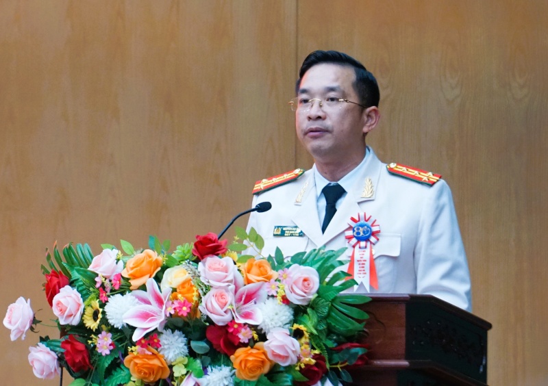 Đại tá Nguyễn Đại Đồng, Phó Bí thư Đảng ủy, Phó Giám đốc CATP Đà Nẵng phát biểu diễn văn tại lễ kỷ niệm. Ảnh: Hoàng Bin