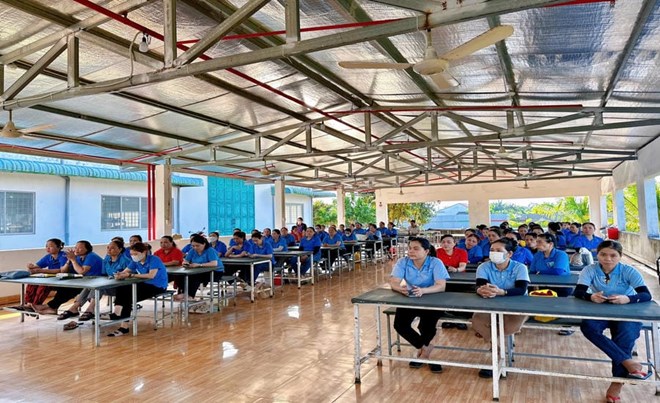 Hơn 1.000 lượt đoàn viên, người lao động Đà Nẵng được tư vấn pháp luật, đối thoại trực tiếp và trực tuyến trong 6 tháng đầu năm. Ảnh: Công đoàn Đà Nẵng