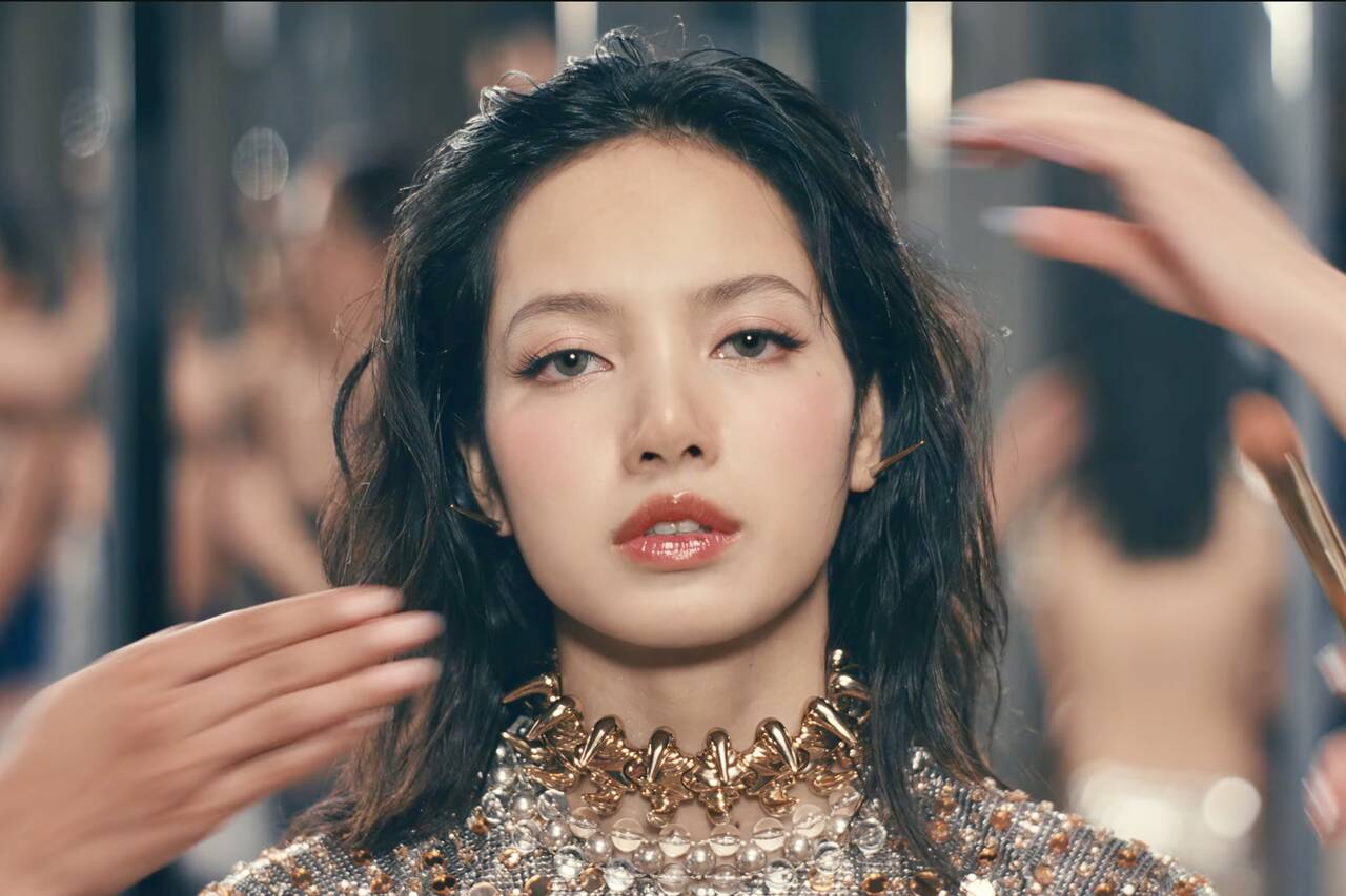 Singer Lisa (Blackpink). Photo: MV New Woman