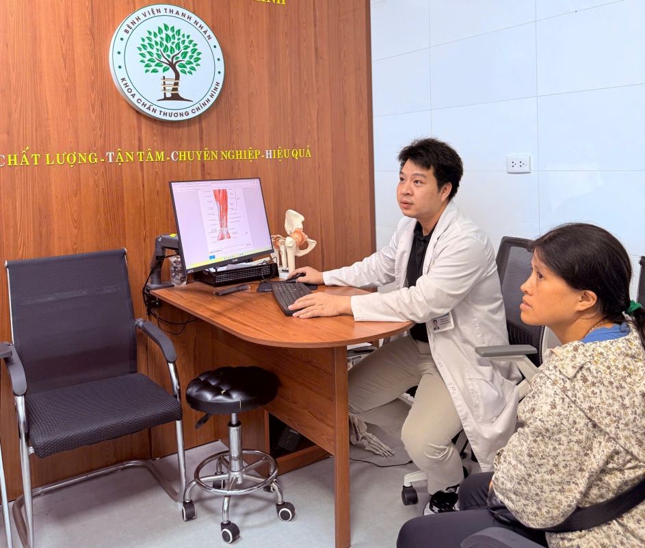손의 지속적인 무감각은 중년 여성에게 흔한 질병인 손목 관 증후군의 징후일 수 있습니다. 사진: 병원 제공