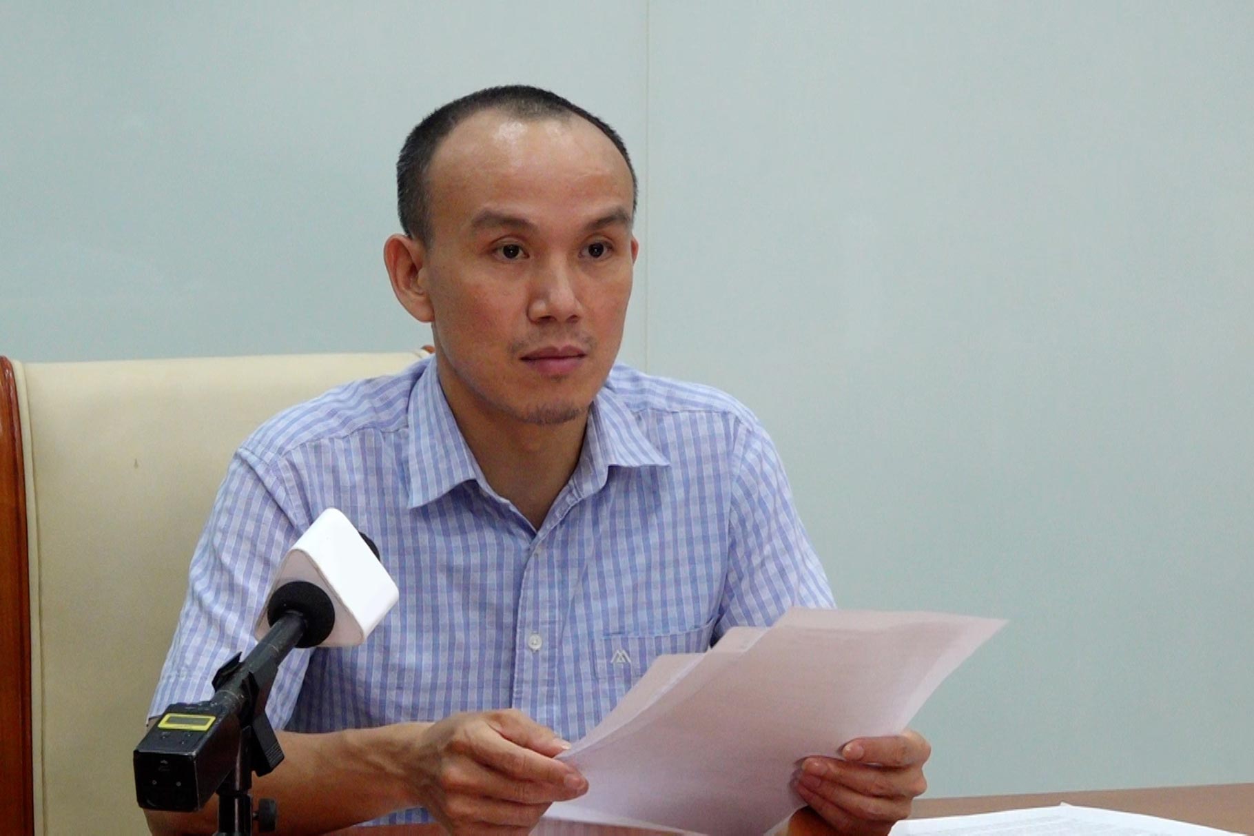 Ông Hoàng Phúc Lâm cảnh báo khu vực Đông Bắc Bộ là trọng tâm ảnh hưởng của bão. 