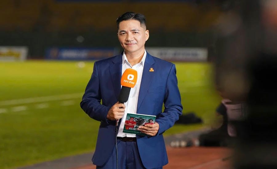 Commentator Tri Vien. Photo: Character provided