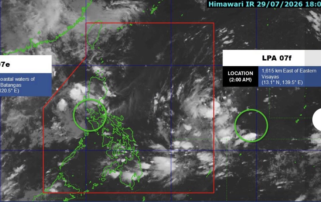 A low pressure area is entering the East Sea on the morning of July 30. Photo: PAGASA
