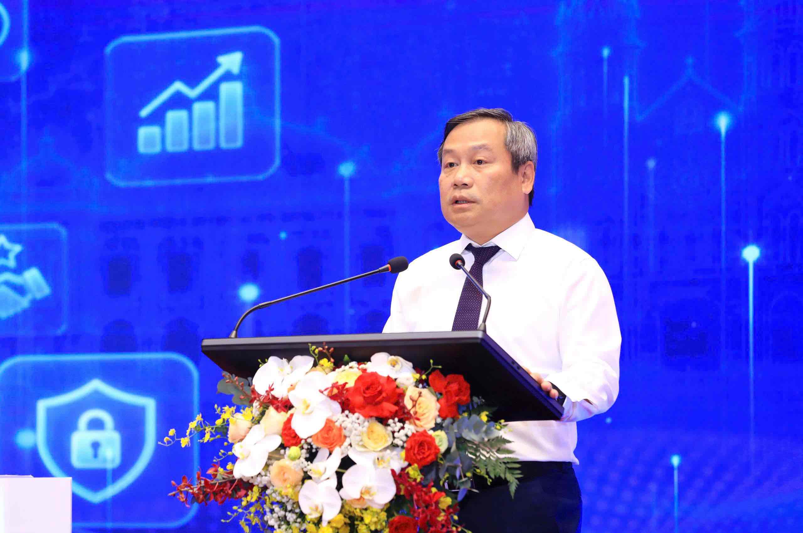 Mr. Vu Dai Thang - Chairman of Hanoi People's Committee spoke at the ceremony. Photo: Hanoi People's Committee