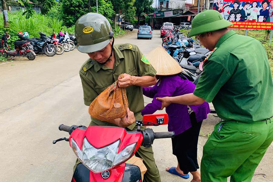 Tuyen Quang Police concretize the "Three-One" emulation movement with specific actions, ensuring security and order in the area. Photo: Tuyen Quang Provincial Police e-Portal