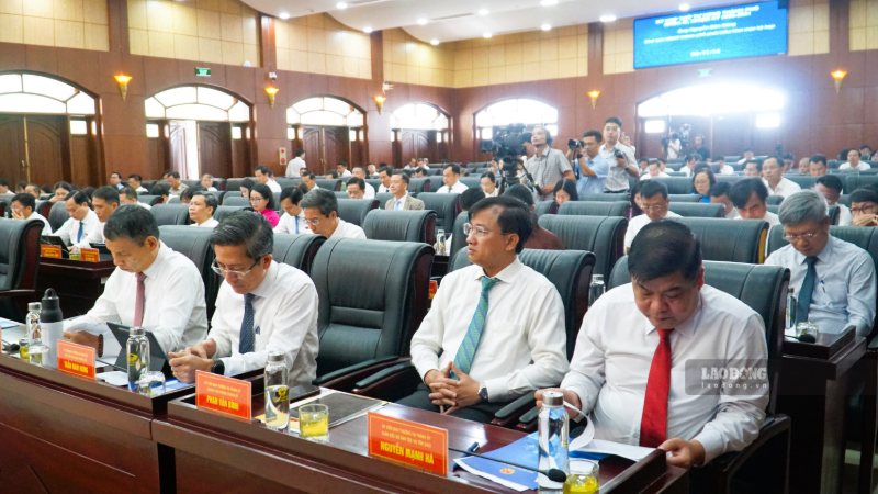 Kỳ họp thứ 4 HĐND TP Đà Nẵng diễn ra trong hai ngày 30 và 31.7, xem xét hơn 40 nghị quyết về đầu tư công, quy hoạch, nhà ở, giáo dục, y tế và an sinh xã hội. Ảnh: Hoàng Bin