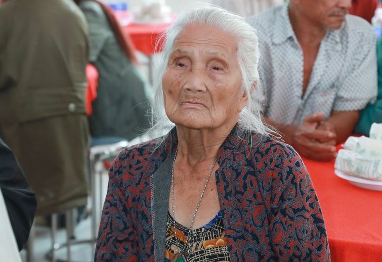 El artista Hong Sap no recibe pensión a la edad de 89 años. Foto: Asociación de Teatro de la ciudad de Ho Chi Minh.