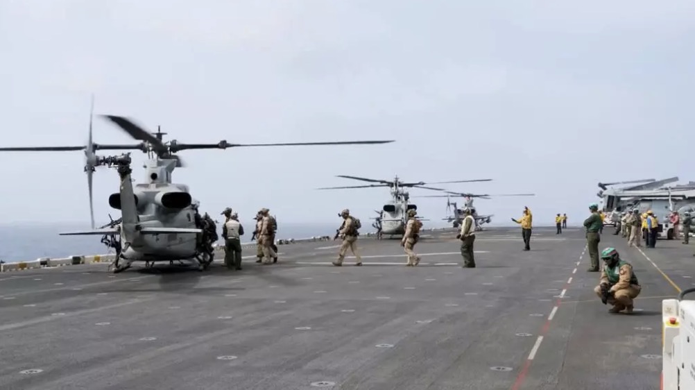 US military helicopters and soldiers are operating in the Arabian Sea. Photo: CENTCOM