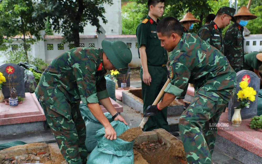 Về triển khai Chiến dịch 500 ngày đêm đẩy mạnh thực hiện tìm kiếm, quy tập và xác định danh tính hài cốt liệt sĩ, lãnh đạo Bộ Chỉ huy Quân sự tỉnh thông tin, đến ngày 28/7, tỉnh Điện Biên đã huy động 133 cán bộ, chiến sĩ và các lực lượng tham gia tìm kiếm, quy tập hài cốt liệt sĩ