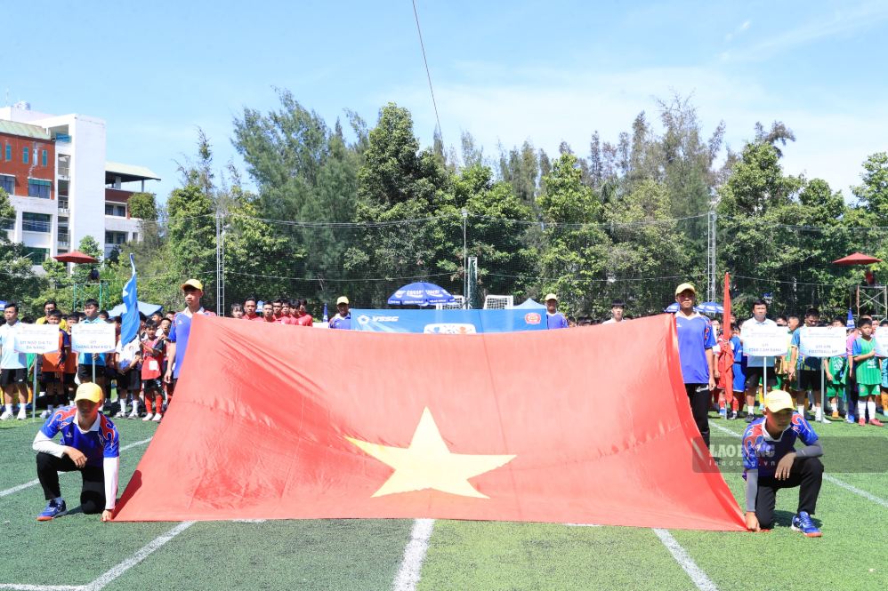 Miles de jóvenes jugadores compiten en el Festival de Fútbol Sub-9, Sub-11, Sub-13 de Vietnam 2026 que se celebra en Khánh Hòa. Foto: Hữu Long