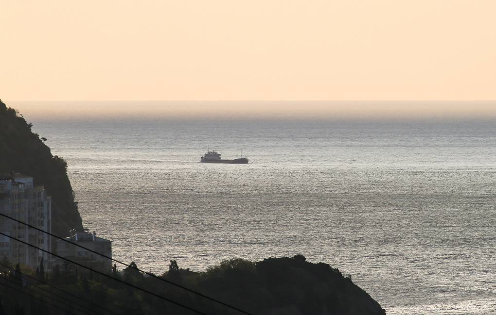 A oil tanker in the Black Sea, near the Novorossiysk region, Russia. Photo: TASS