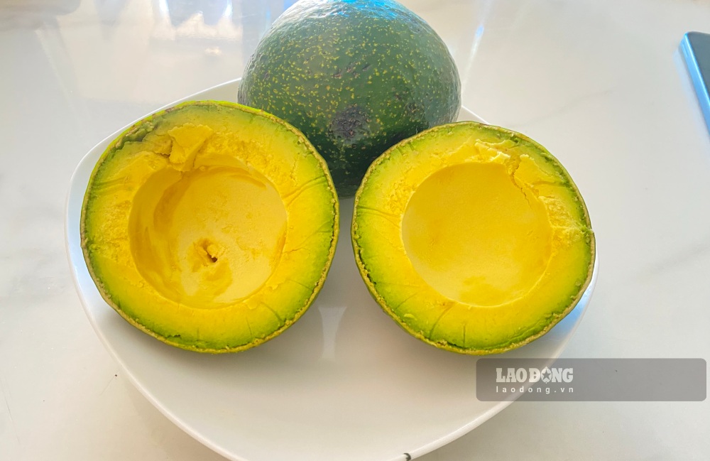 Adding avocado, guava or bananas to the daily menu can support providing natural plant omega-3 sources, contributing to protecting cardiovascular health. Photo: Tra My