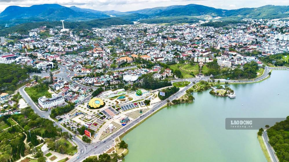 La zona de Da Lat, el centro de la provincia de Lam Dong, atrae a los turistas con un clima fresco y muchos productos turísticos. Foto: Duy Tuan
