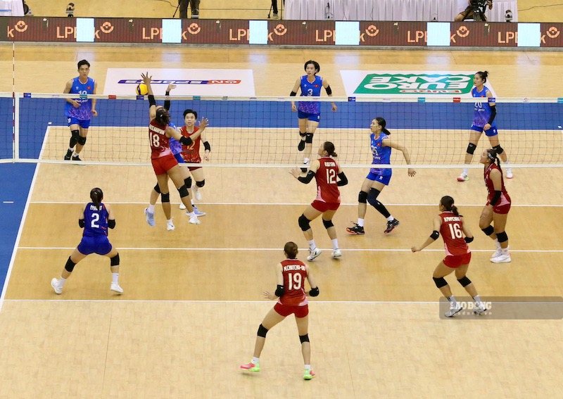 Thailand volleyball team at SEA V.Cup last year. Photo: Hoang Hue