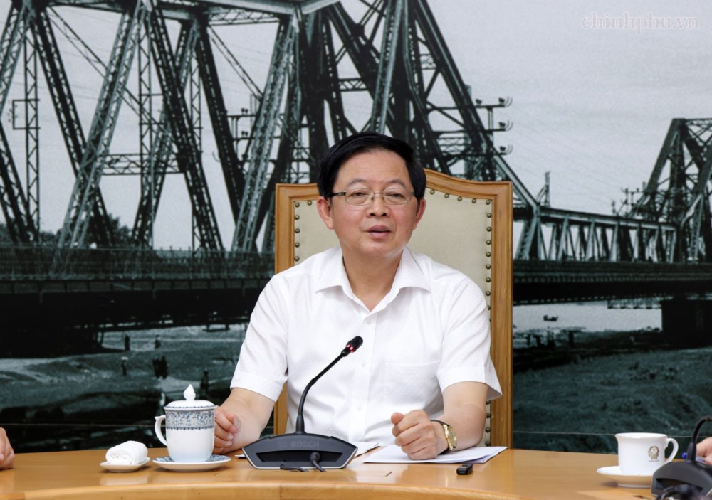 Member of the Party Central Committee, Deputy Prime Minister Ho Quoc Dung basically agreed with the policy of establishing the Hung Yen High-Tech Park. Photo: VGP/Gia Huy