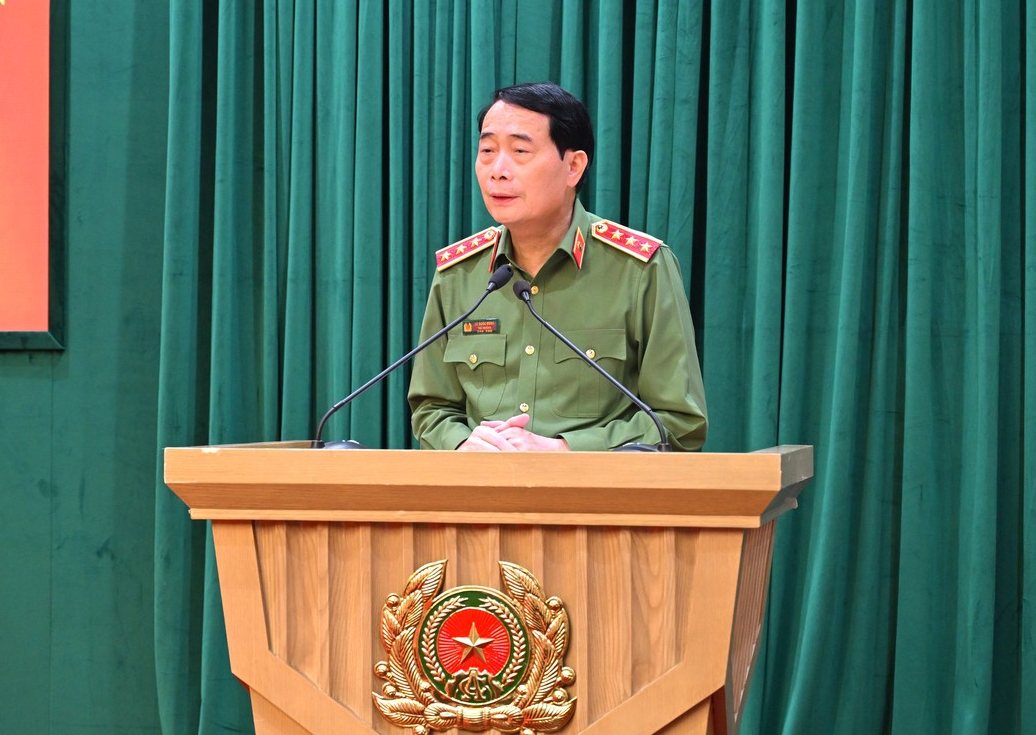 Senior Lieutenant General Le Quoc Hung - Deputy Minister of Public Security - speaking at the conference. Photo: Ministry of Public Security