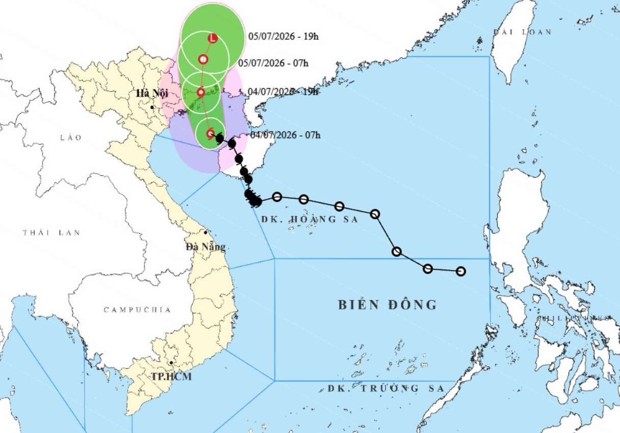 Update on the position of storm No. 1 in the East Sea. Photo: National Center for Hydro-Meteorological Forecasting