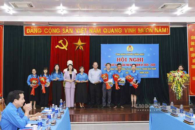 Thong Nhat Ward Trade Union needs to build emulation movements to attract a large number of union members and workers to participate. Photo: Thanh Tuan