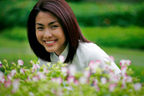 Tăng Thanh Hà thời đóng “Bỗng dưng muốn khóc“. Ảnh” Đoàn phim.