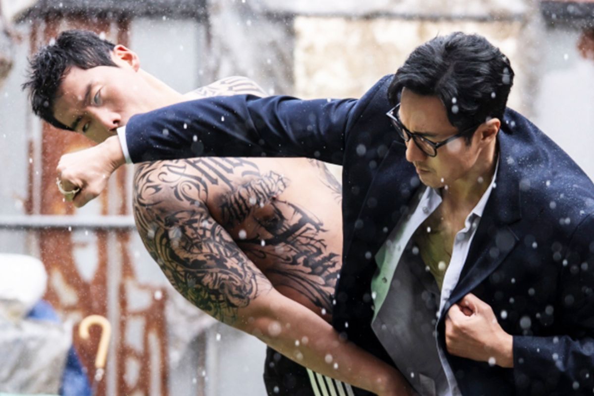 So Ji Sub gây ấn tượng trong “Đặc vụ Kim tái khởi động”. Ảnh: Netflix