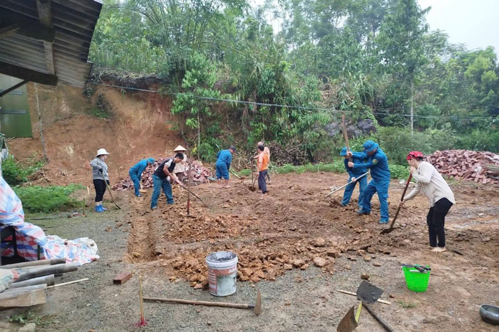 The program to eliminate temporary and dilapidated houses is being accelerated by localities, striving to be completed before July 25. Photo: Quoc Tri