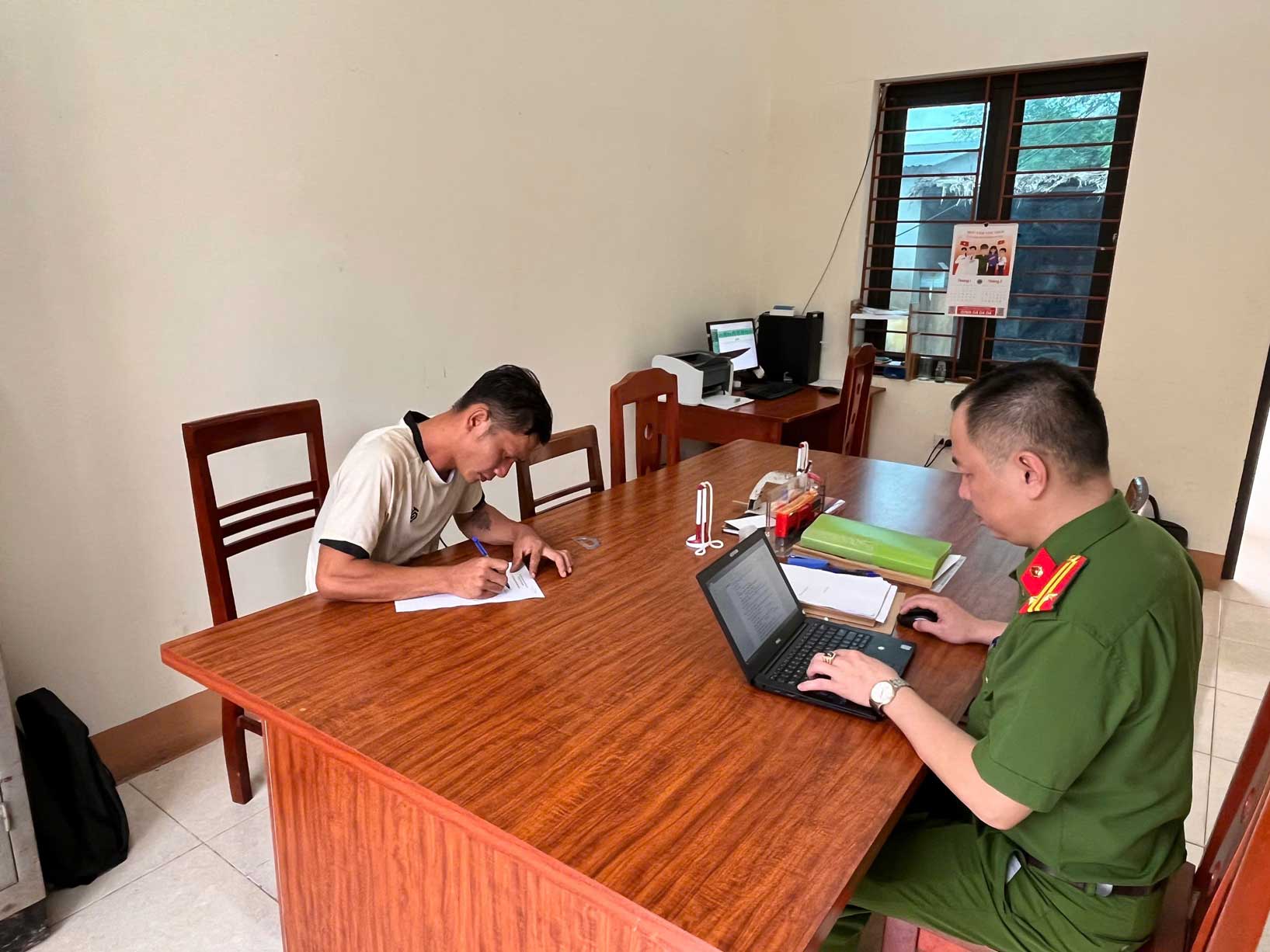 Defendant Trieu Quy Tuan at the police station. Photo: Lao Cai Police