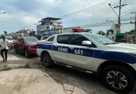 Công an đang điều tra làm rõ vụ cô gái tử vong trong phòng trọ với nhiều vết thương. Ảnh: Bạn đọc cung cấp