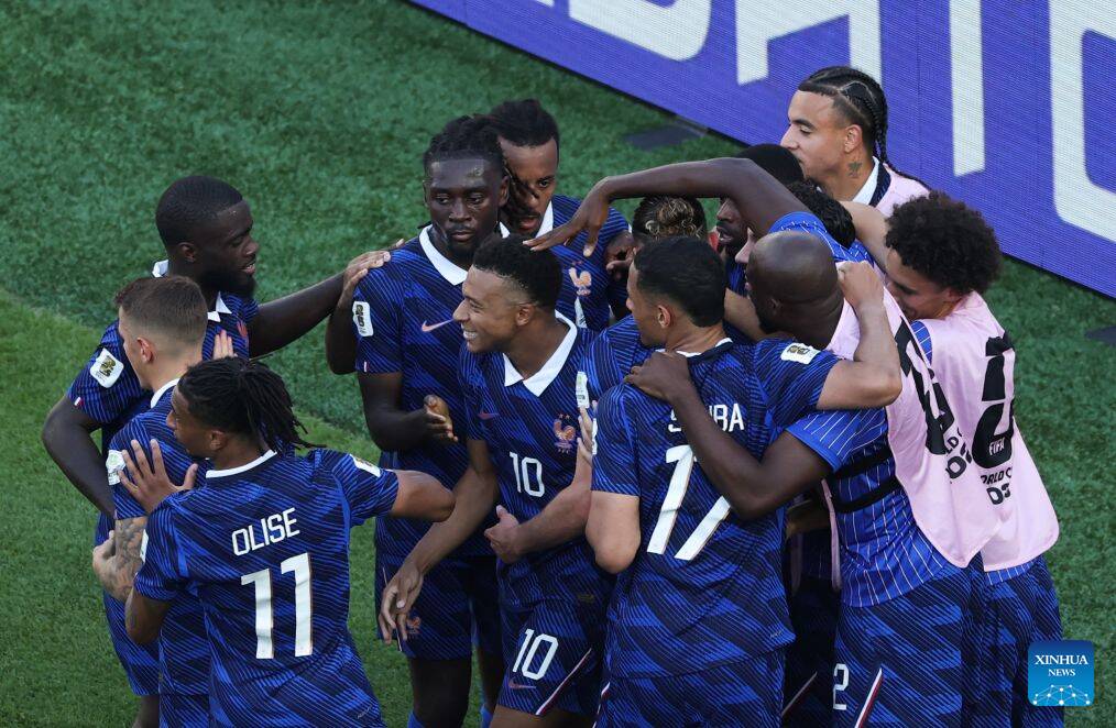 France wins minimally against Paraguay to advance. Photo: Xinhua