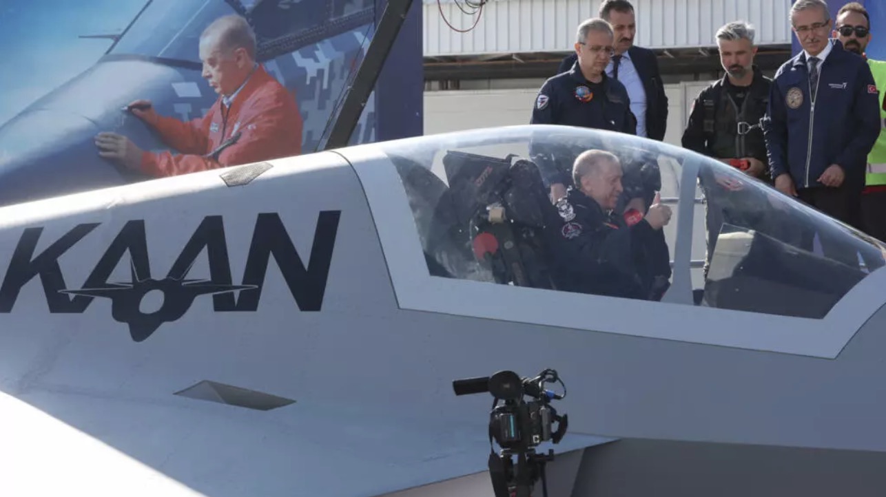Turkey is developing the 5th generation KAAN stealth fighter and wants to buy US F110 engines. Photo: Press Office of the Turkish Presidential Palace